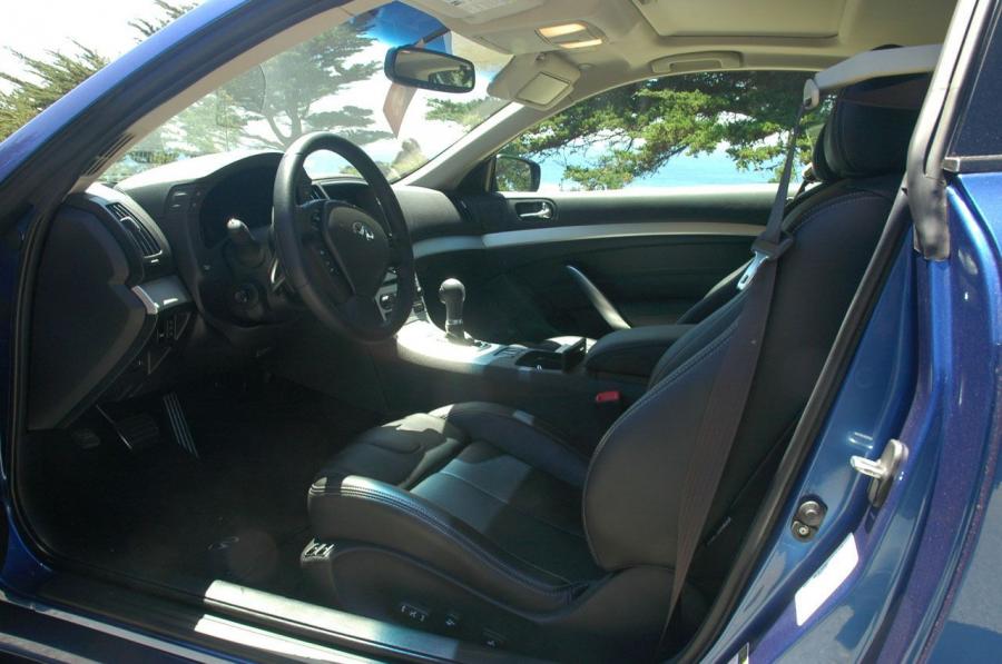  Infiniti G37 Coupe 2007 года  (фото 6 из 74)